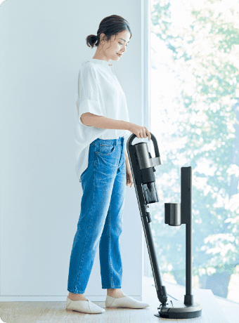 手前に引けばスティッククリーナーに。